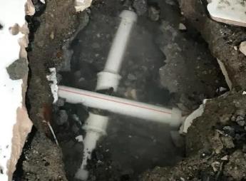 东阿阳台漏水维修公司为您分享楼上楼下漏水怎么处理